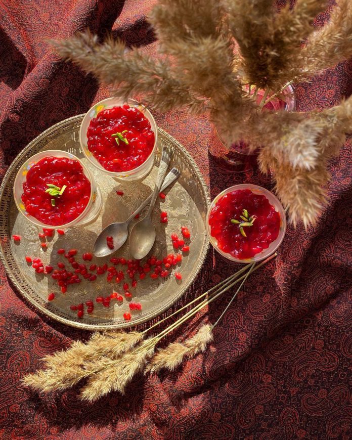 طرز تهیه سس زرشک