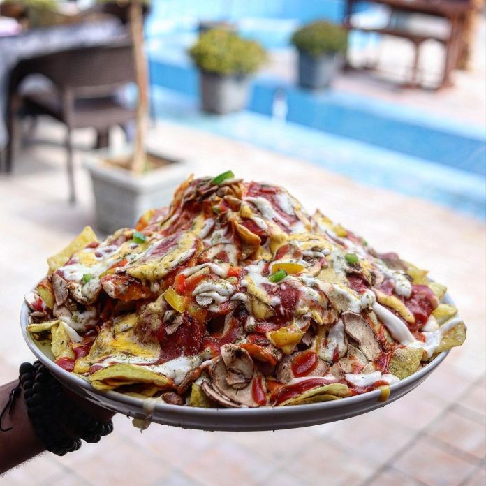 طرز تهیه هات چیپس و پنیر