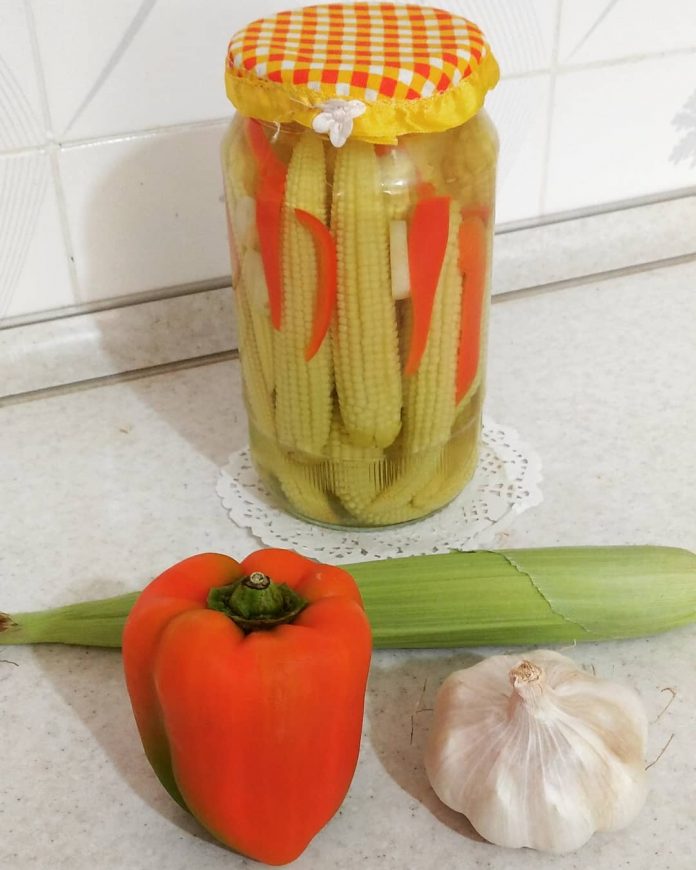 طرز تهیه ترشی بچه بلال