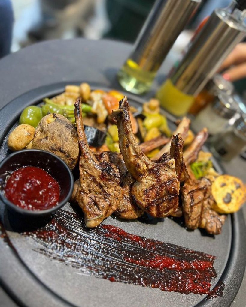 طرز تهیه سس زرشک