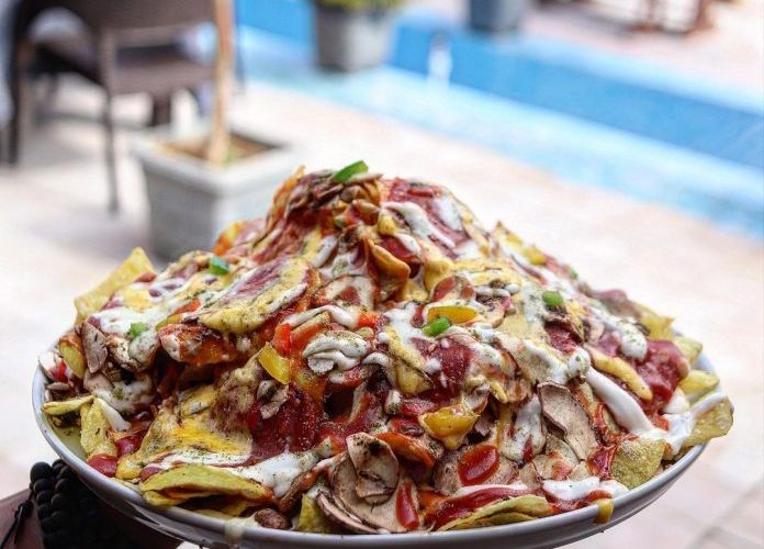 طرز تهیه هات چیپس و پنیر