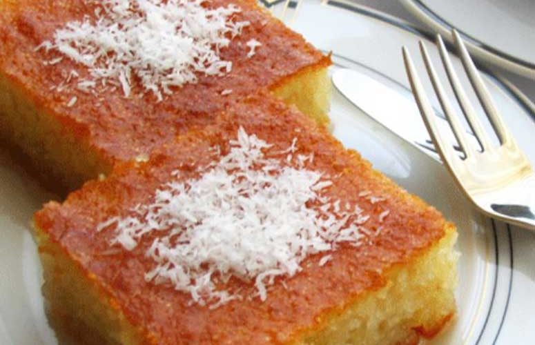 طرز تهیه کیک شربتی به همراه فوت و فن‌ها