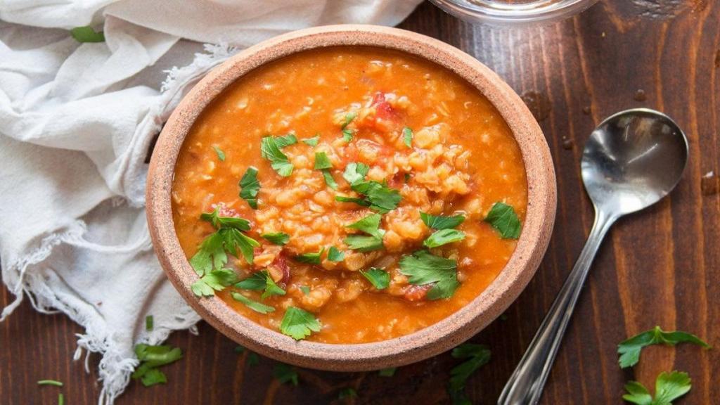 طرز تهیه سوپ دال عدس جنوبی مجلسی و خوشمزه مقوی