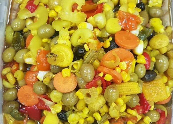 طرز تهیه ترشی اسپانیایی