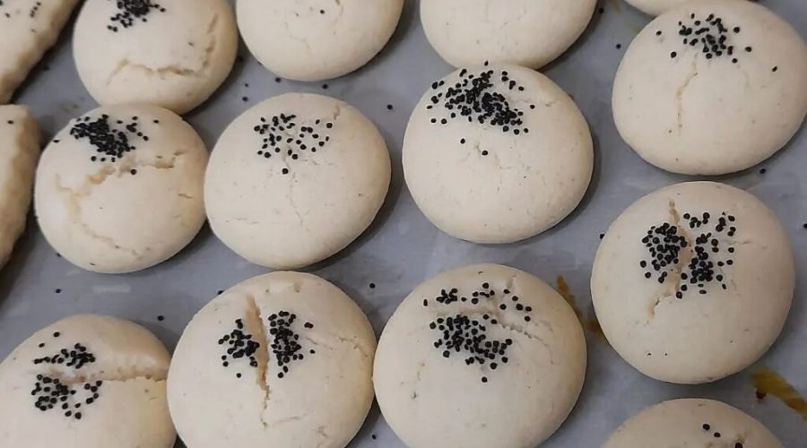 طرز تهیه شیرینی نان قندی