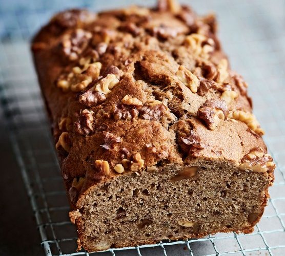 طرز تهیه کیک تخته ای گردویی