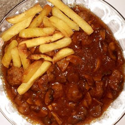 طرز تهیه خورش قارچ با گوشت چرخ کرده