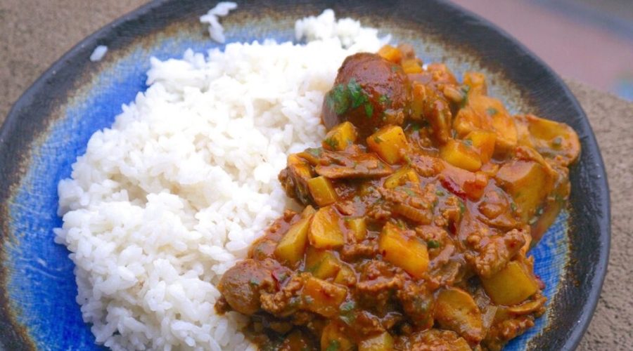 طرز تهیه خورش قارچ با گوشت چرخ کرده