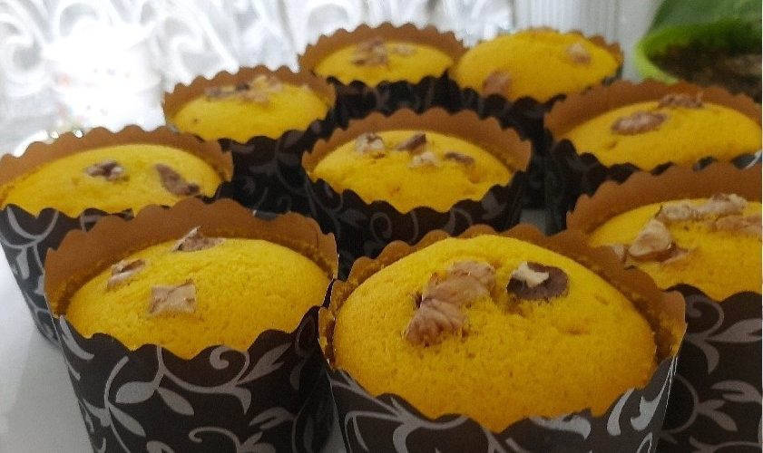 طرز تهیه کاپ کیک زعفرانی